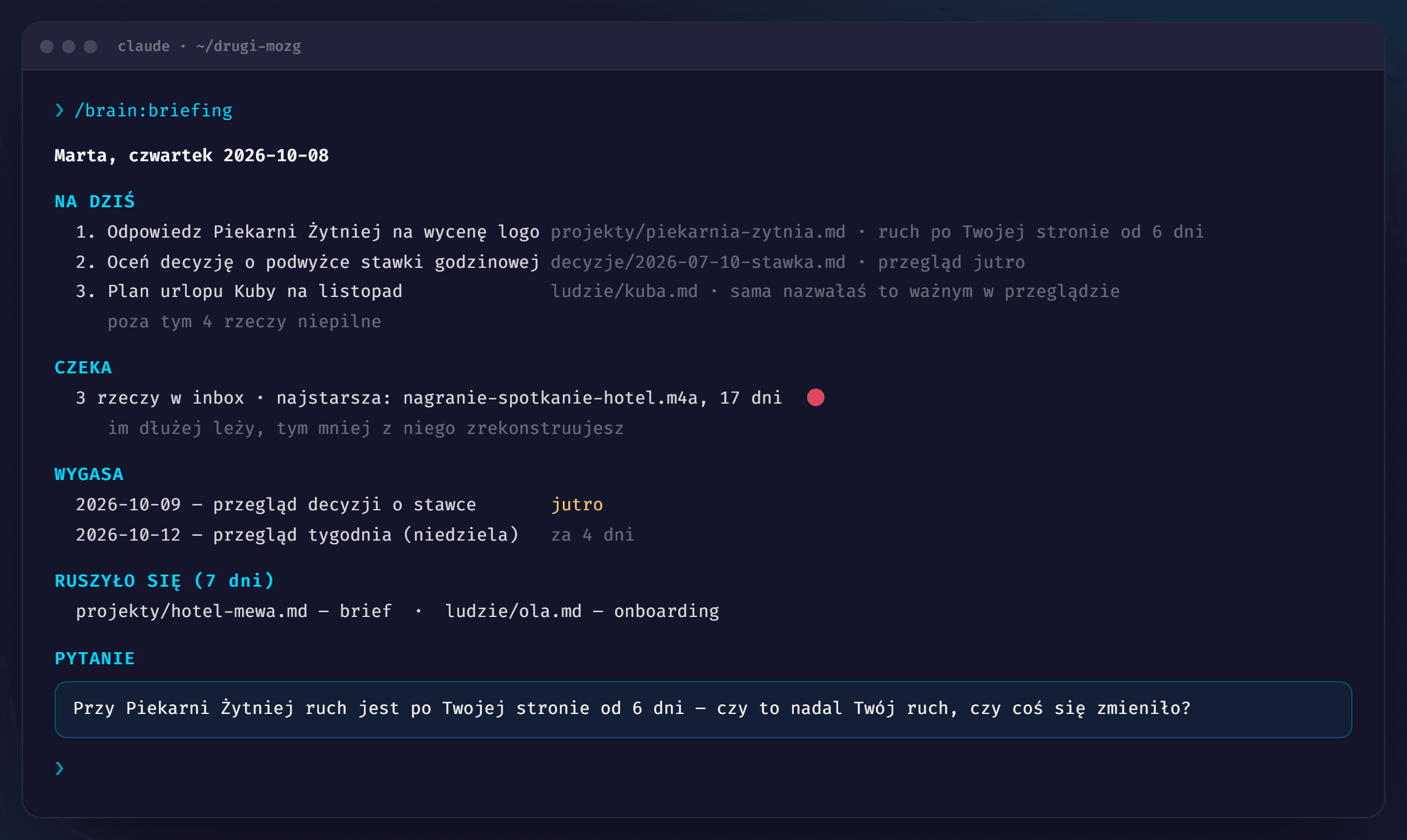 Przykład: Poranny briefing w terminalu Claude Code